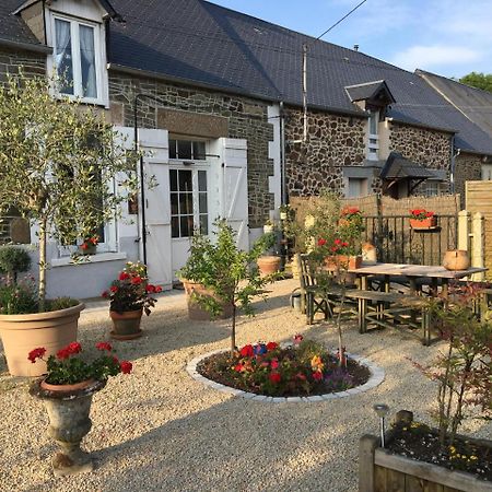 Kirribilli Bed & Breakfast Pleine-Fougeres ภายนอก รูปภาพ